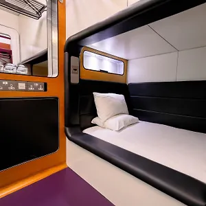 Yotelair London Gatwick Airport 3* Horley